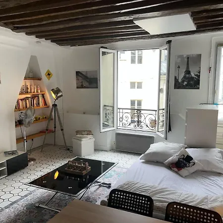 Cozy In Saint-germain-des-pres شقة